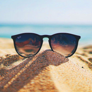 Summer and sunglasses - Groep 5-8